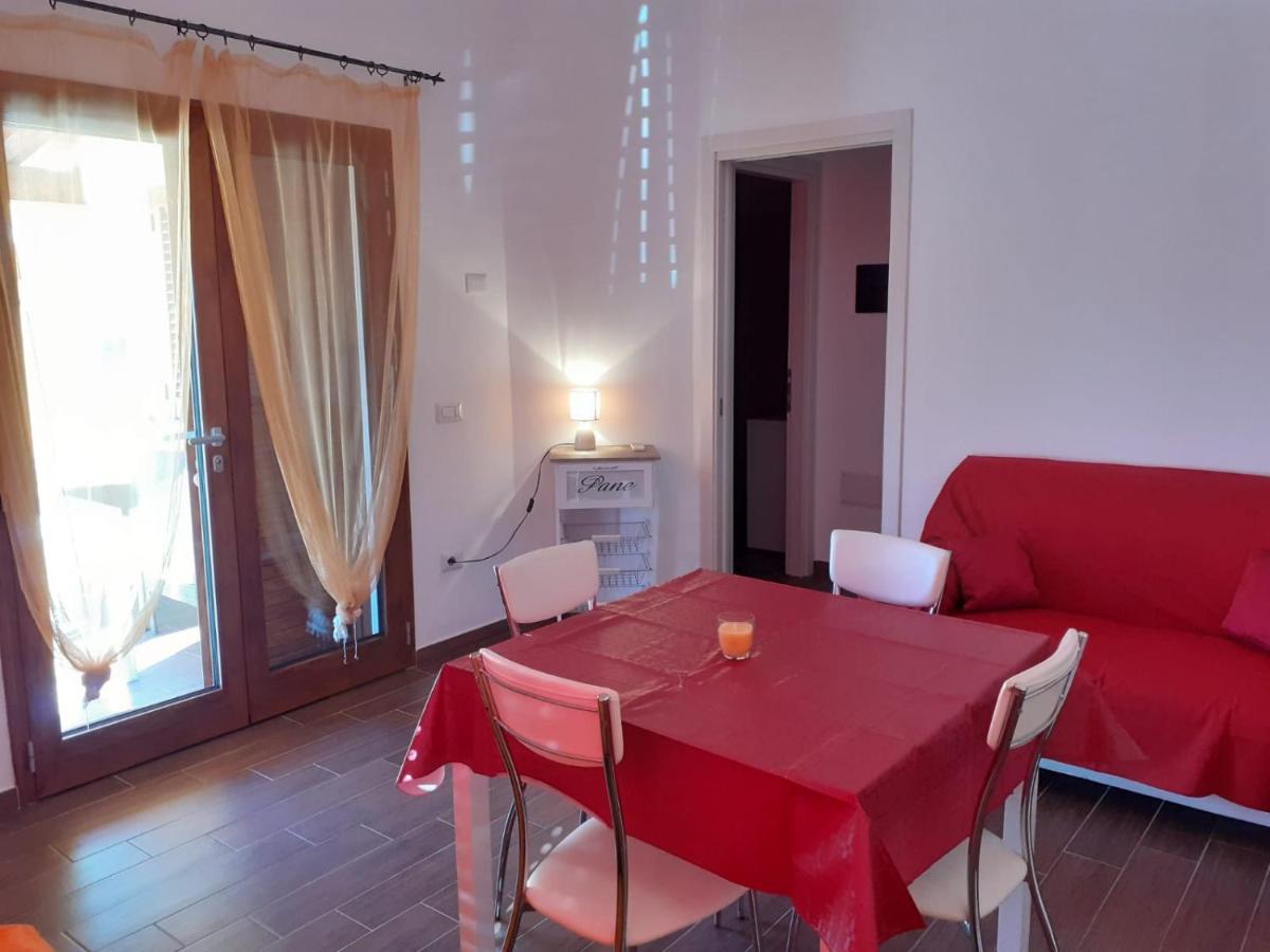 Sos Appentos 3 - Indipendente 4/6 posti letto Apartamento Siniscola Exterior foto